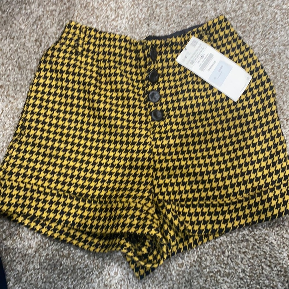 Zara women’s shorts